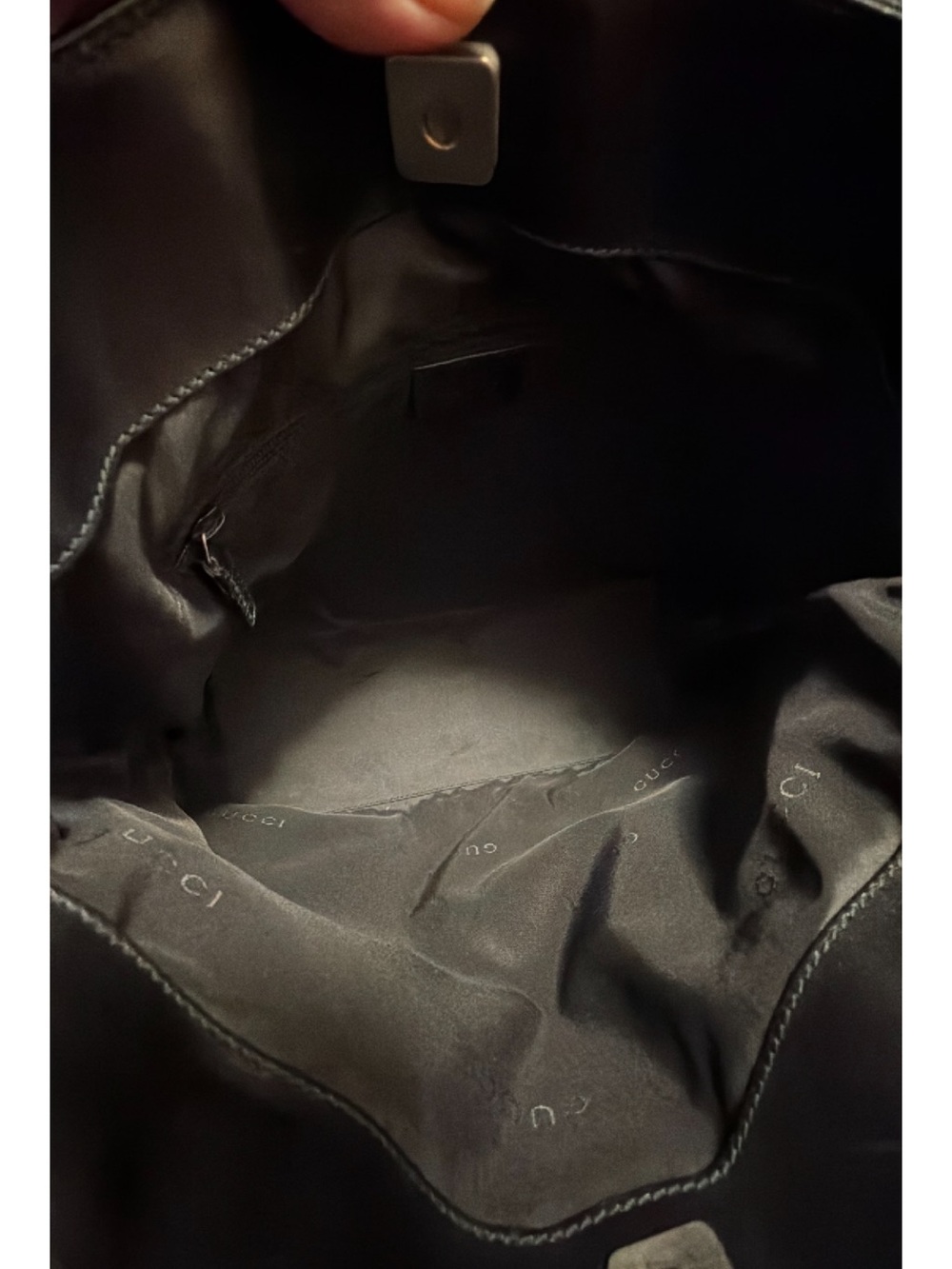 Vintage Gucci Black Nylon Shoulder Bag with Dual Front Pockets - Picture 8 of 8